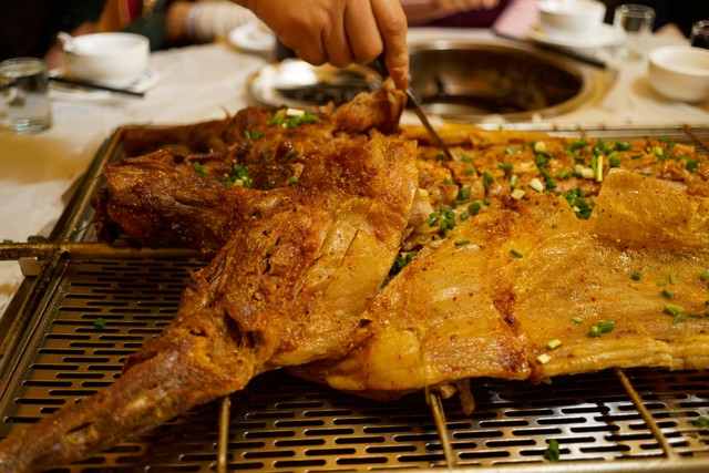 乌兰察布市上档次的饭店,乌鲁木齐十大人气餐馆老店