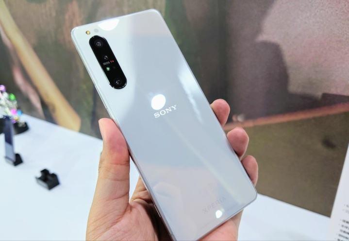 日本手机发达什么程度,日本科技发达为何手机无人问津