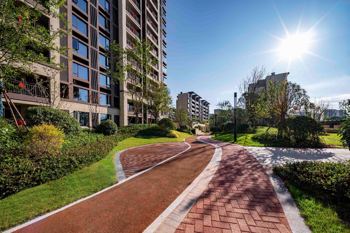 赣州绿地城际空间站洋房样板房,赣州绿地城际空间站98平米高层