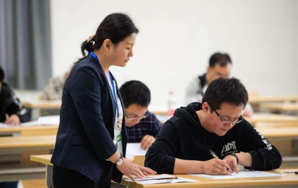 国家线没出来可以联系导师吗,复试线还没出来要联系导师吗