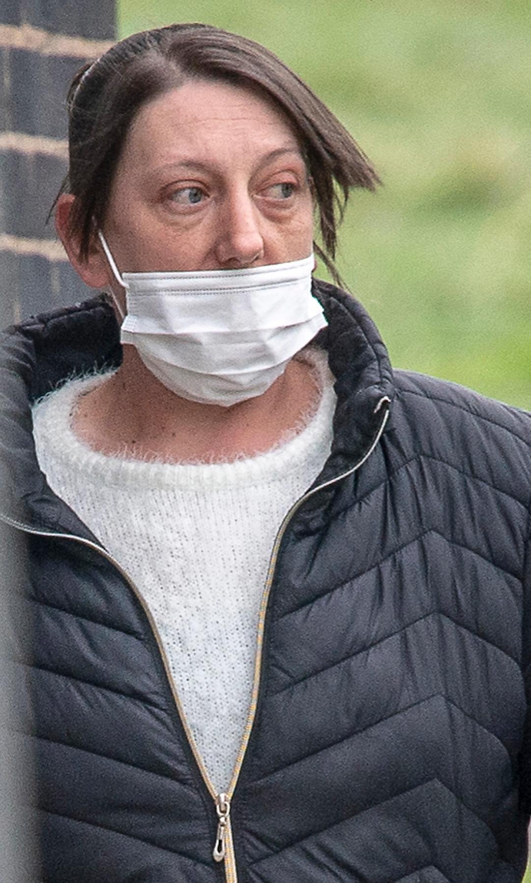 英国夫妇偷吃猫粮,英国夫妻吃中国美食