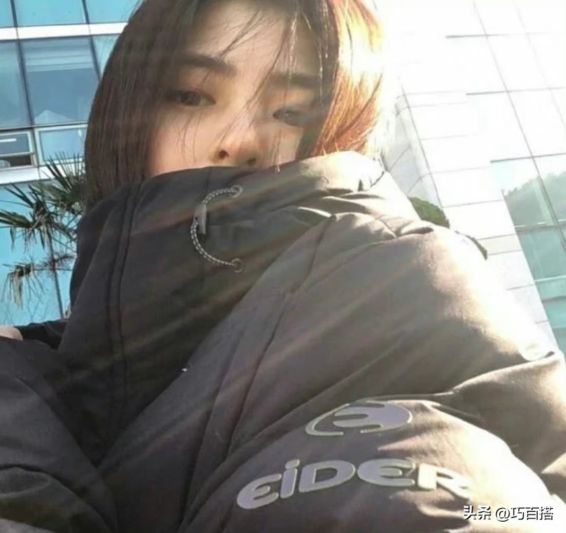 韩素希黑短发,韩素希不当明星之前的长相