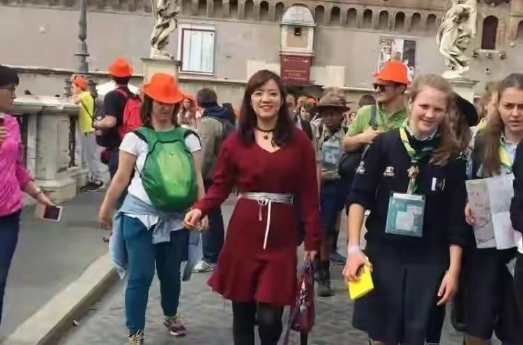 四川女孩嫁西藏带动全村人致富,四川姑娘放弃欧洲工作嫁到藏区