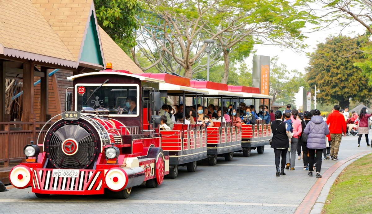 联手国贸地产！园博苑开启生活新篇章