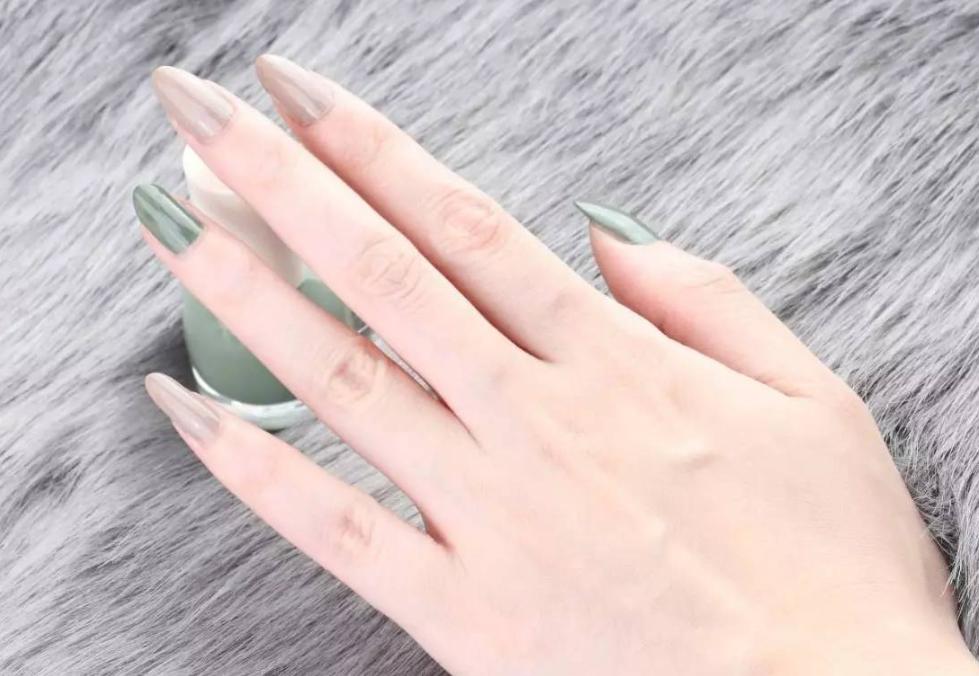 女命看官杀男命看什么,女命看夫运