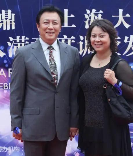 唐国强与唐莉现状,唐国强的女儿唐莉个人资料