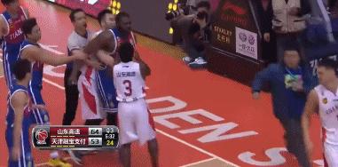 中国男篮历史上最大的斗殴事件,中国男篮4大斗殴事件