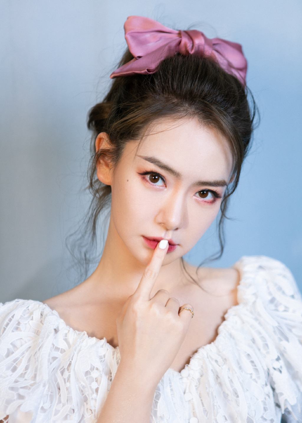 戚薇工作室回应售假,戚薇直播间商品是假的吗