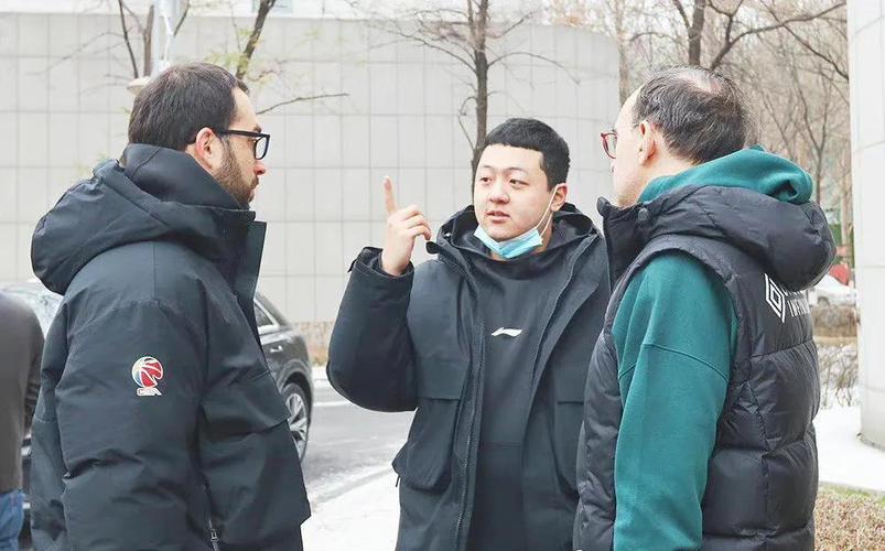 辽宁男篮第一帅哥杨鸣,2017-2018辽宁男篮杨鸣