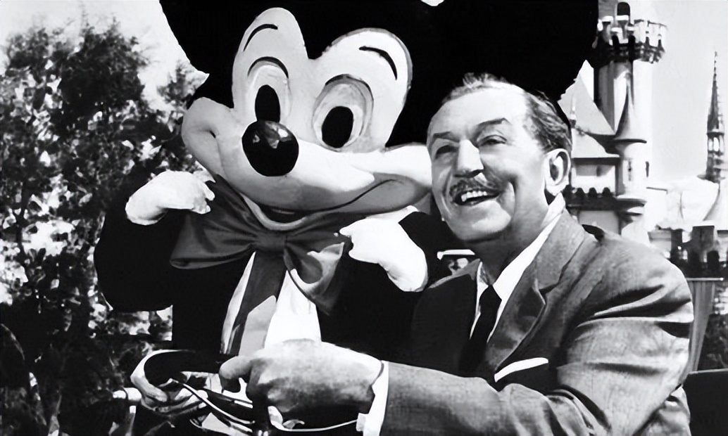 上海迪士尼怎么和玲娜贝儿合影,只有上海迪士尼有玲娜贝儿吗