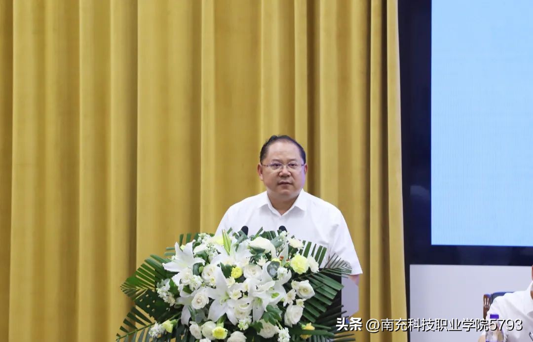 校企合作谱新篇产教融合上台阶|汇博机器人产业学院挂牌成立