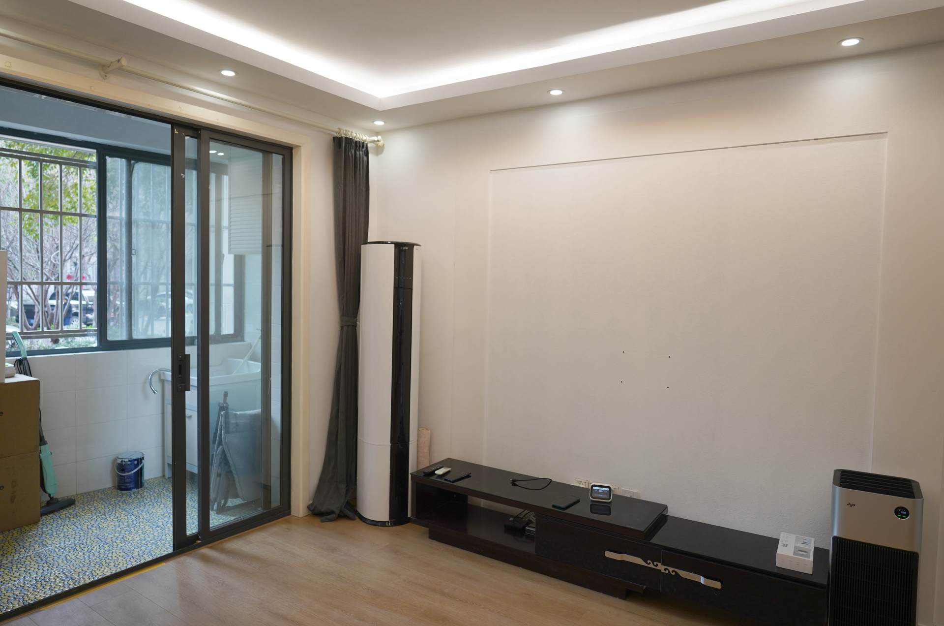 小户型也没有必要做全屋智能灯光,二手房客厅灯光改造