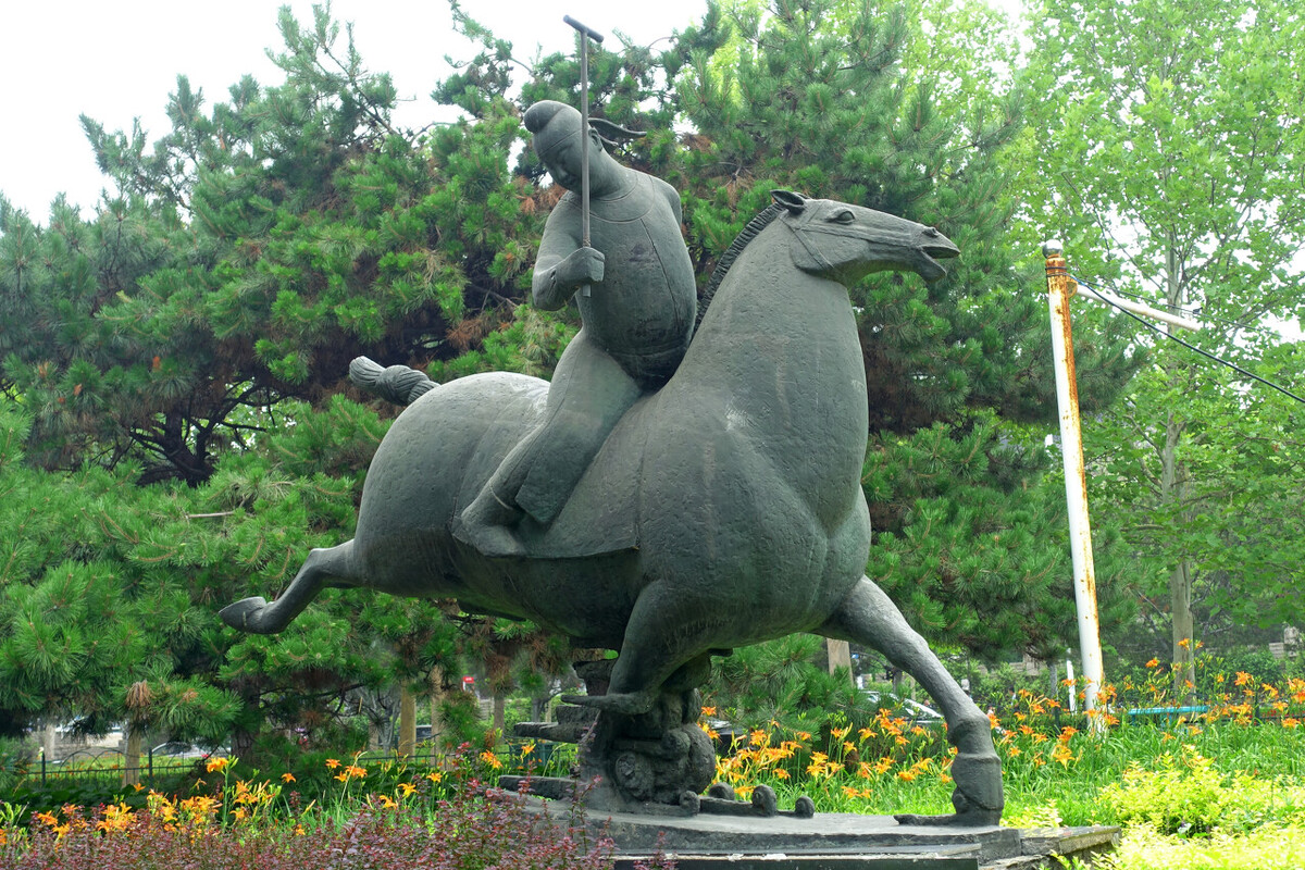 董元奔:化初盛中唐诗人残句作五律64首