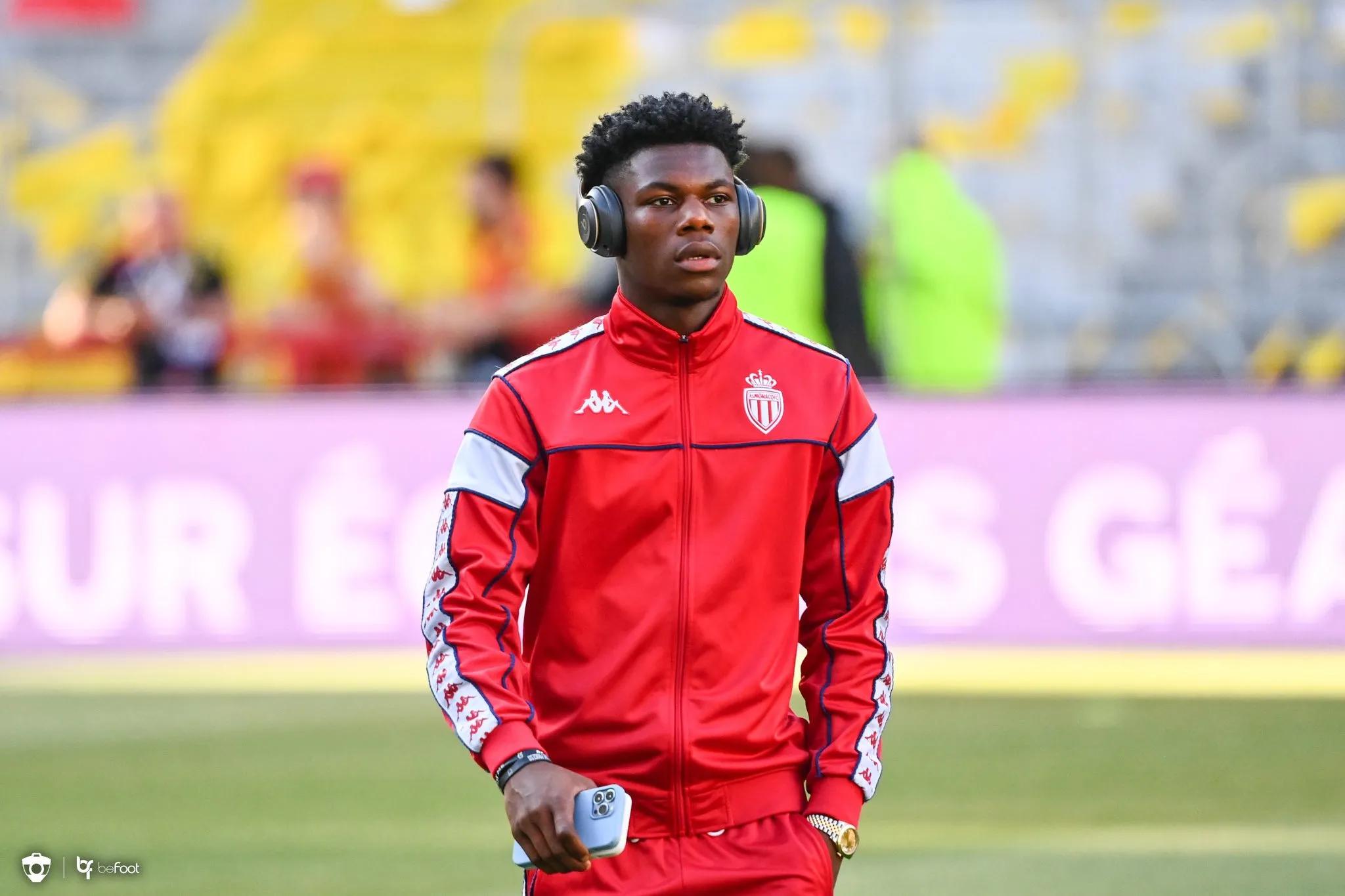 皇马曼联转会最新消息,最新消息转会阿森纳