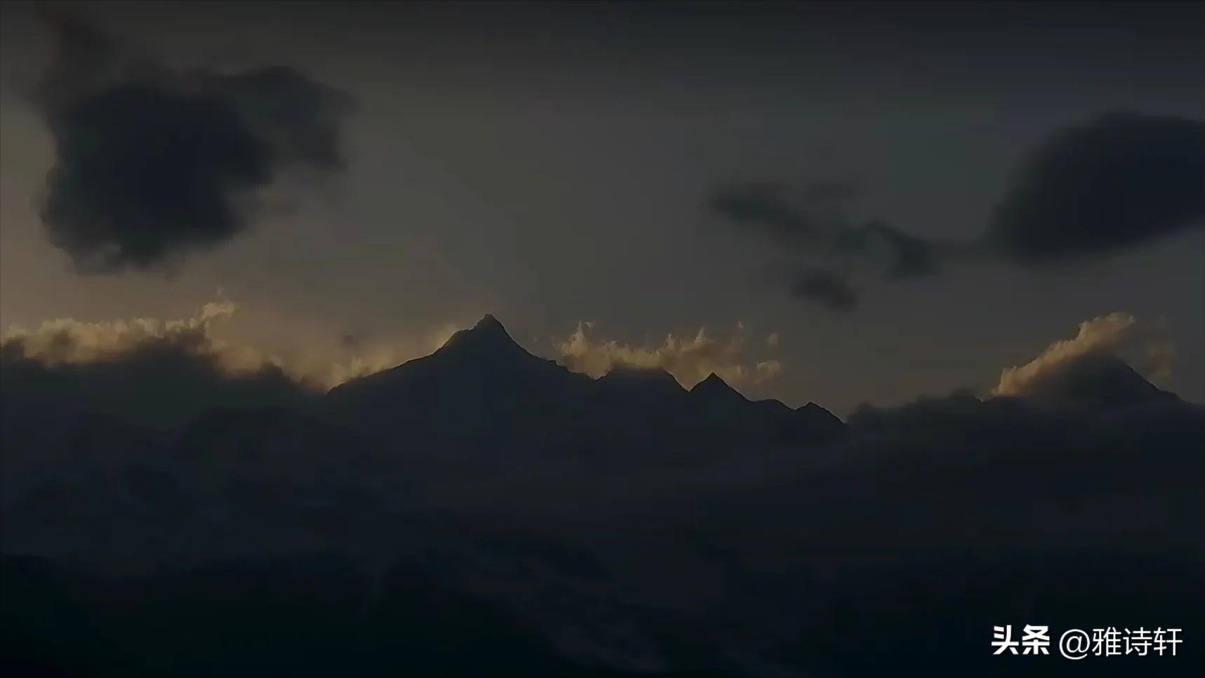 足不出户看大美云南,看到梅里雪山主峰卡瓦格博峰真美