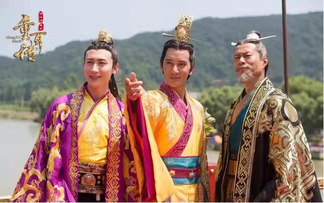 国内被嘲笑鞋拔子脸的男星,盘点那些长脸的男星