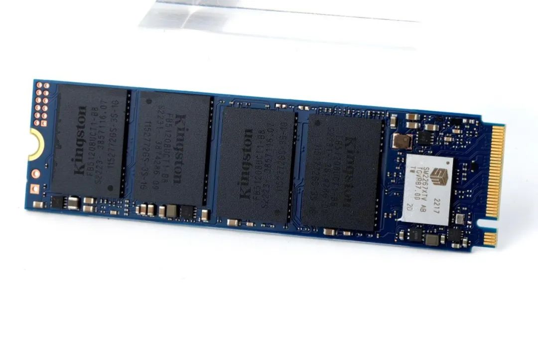 金士顿固态硬盘nv2pcie4.0,金士顿固态硬盘pcie4选哪个