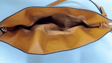 奢侈包的背法,头层牛皮旅行包三种背法