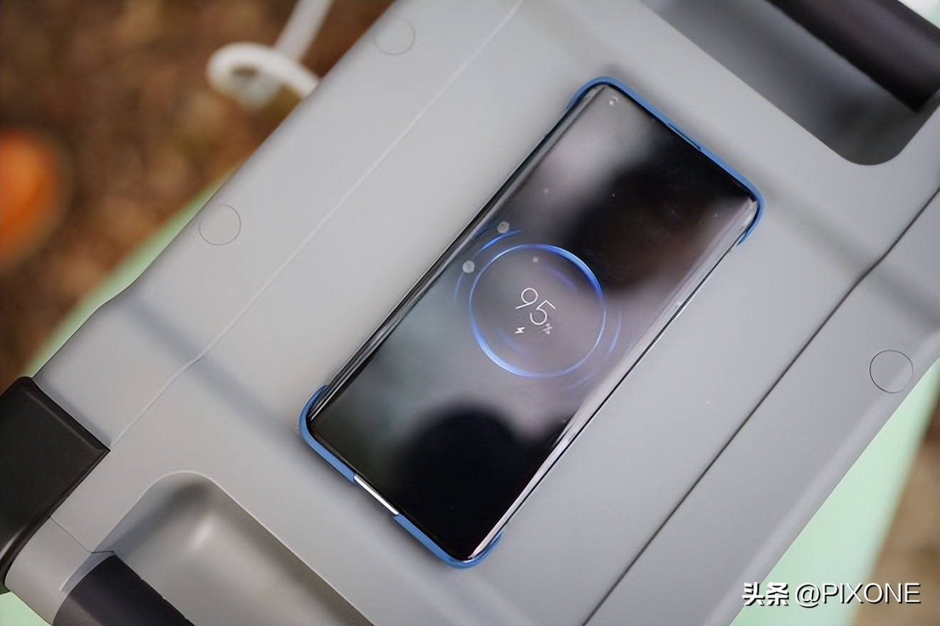 百克龙户外电源对比电小二,百克龙户外电源测评