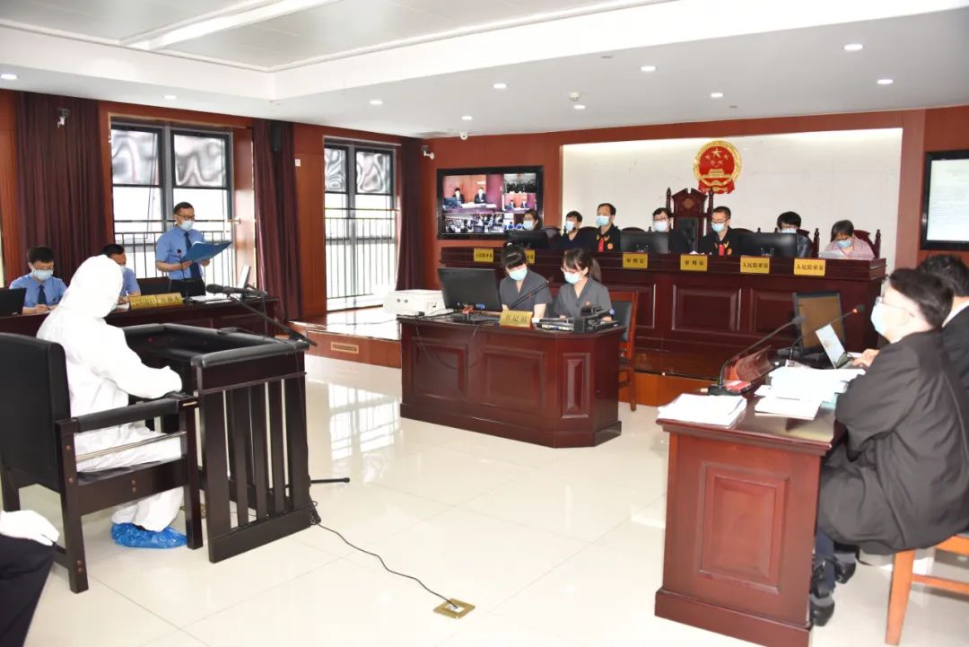 *会两**特别报道丨答好高质量发展的时*考代**卷――南京法院五年工作纪实