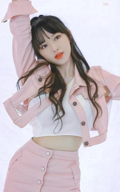 明星逃不过的脱发,明星也秃头还戴假发片