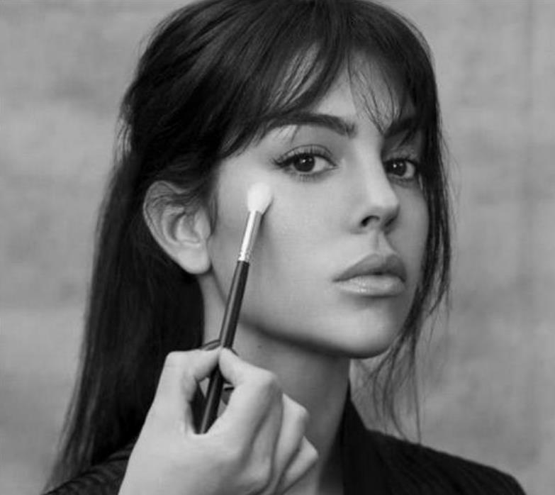 世界杯球星妻子身材大排名,世界杯球星们的女友