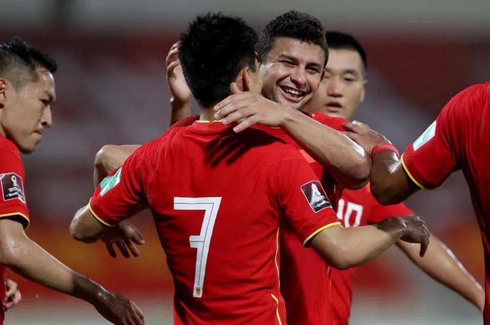 2022卡塔尔世界杯男足,中国男足对卡塔尔失球视频