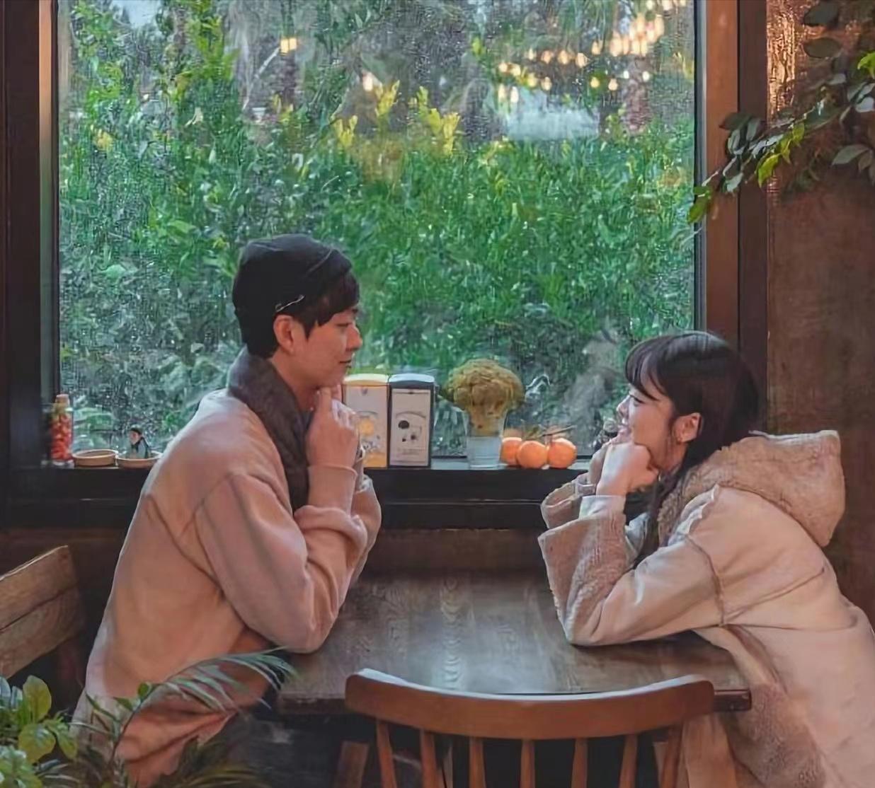 男人想和你有“长久的爱恋”，他在你面前，就是这三个样子