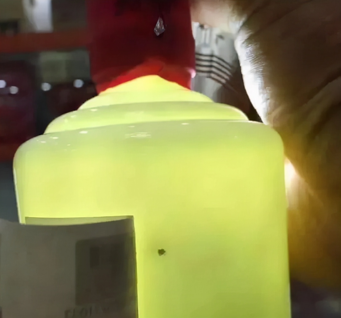 如何快速鉴定真假茅台,2014茅台鉴别真假窍门视频