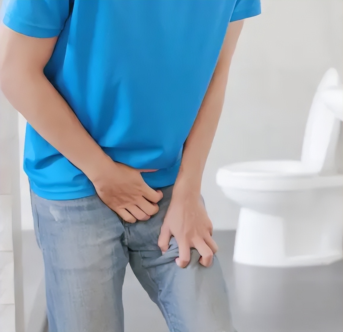 夫妻生活过程中，男人尿尿和射精会同时发生吗？医生为你解答