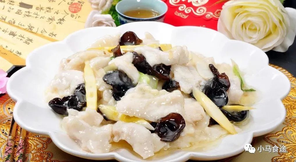 鱼肉最好吃10种做法,鱼肉与猪肉混合丸子的做法和配方