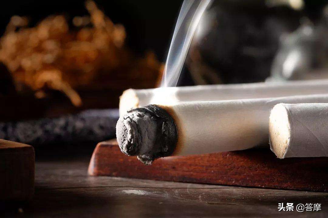 做艾灸不怎么发汗是怎么回事,为什么在家做艾灸没有效果呢