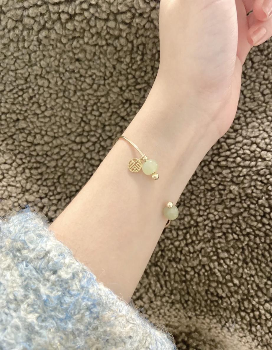 欧阳娜娜、杨超越争着蹭热度的新顶流，原来长这样