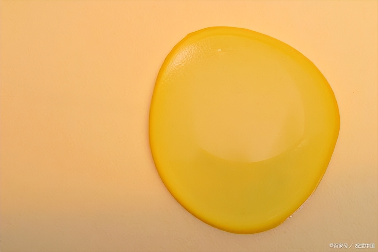 适合男士戴的太阳镜颜色,什么颜色太阳镜最防紫外线