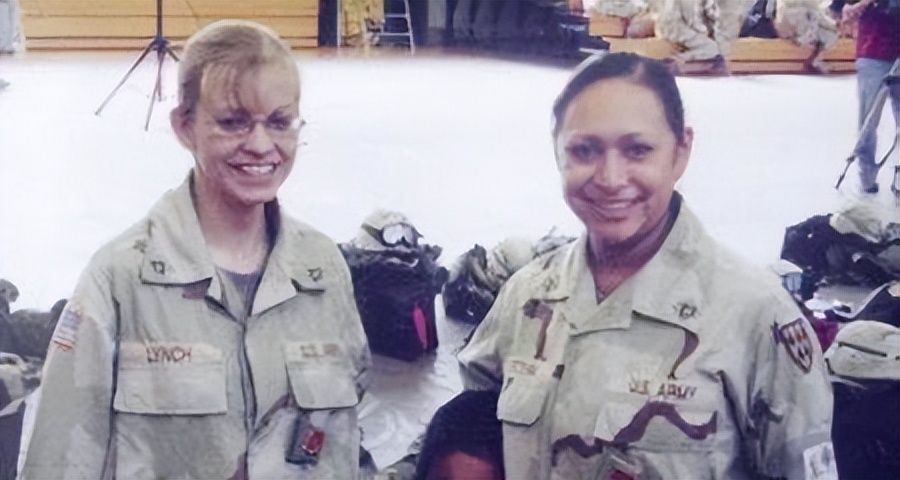 2003年，美国19岁女兵在伊拉克被俘遭受虐待，获救后美国奖励50万