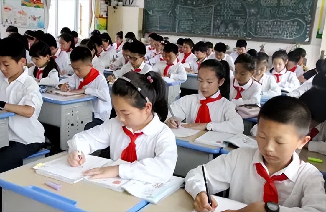 适合初中生的神仙字体教程大气,适合小学生写的神仙字体速成