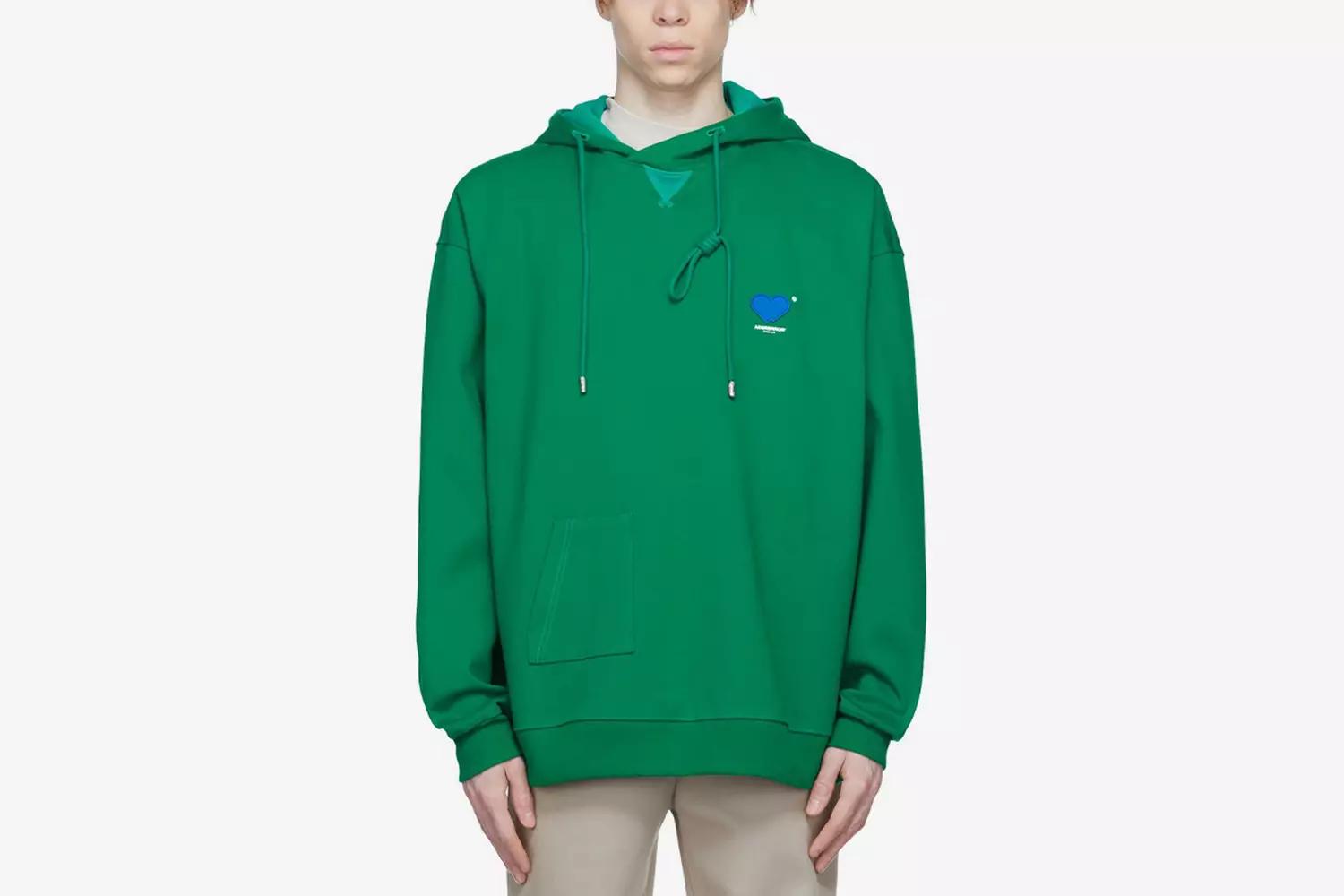 哪些牌子的连帽衫比较好看,2022年最流行的帽衫