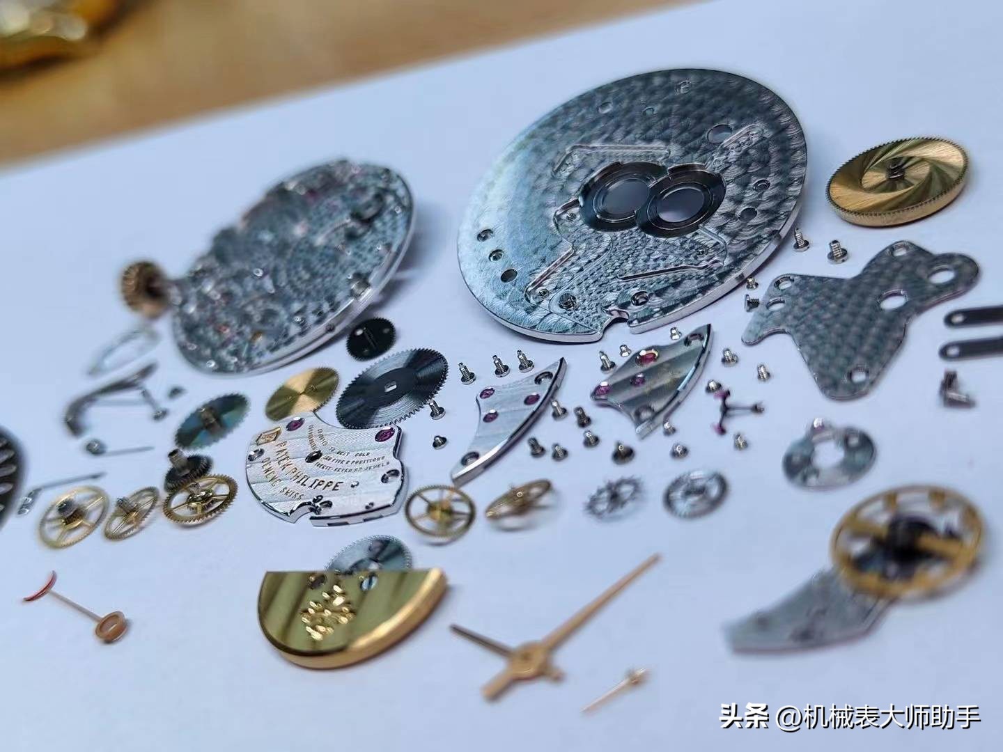 瑞士手表比国产好在哪里,国产手表和瑞士手表的区别在哪里