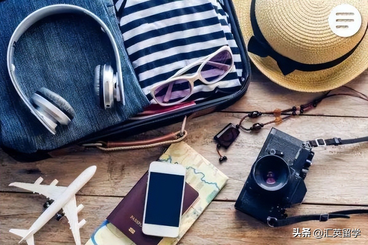 2023英国留学必带物品清单,英国留学行李清单一览表