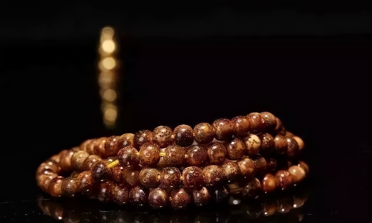 鸡油黄星月菩提盘到最后什么颜色,鸡油黄星月菩提盘出来的效果图