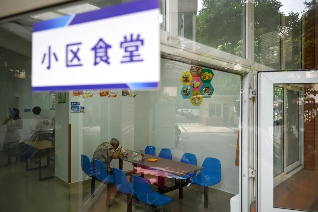 年轻人爱上社区食堂,社区食堂如何走出难以为继的泥沼