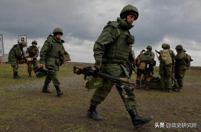 中国合成营“全歼”俄军摩步团，我们是否高估了俄军？