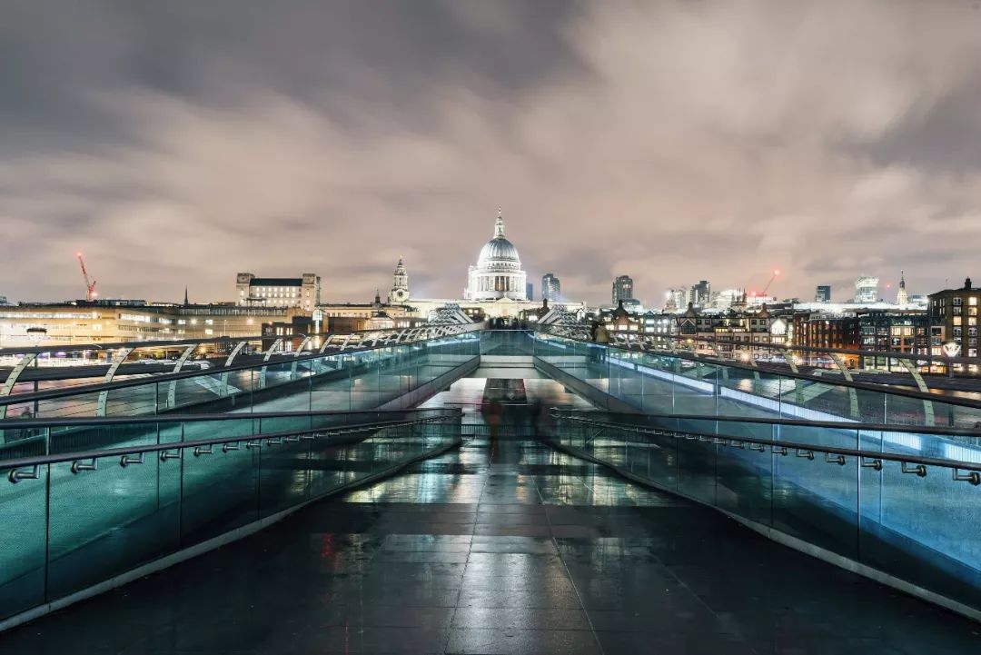 外汇场外交易和场内交易的区别,什么是外汇交易