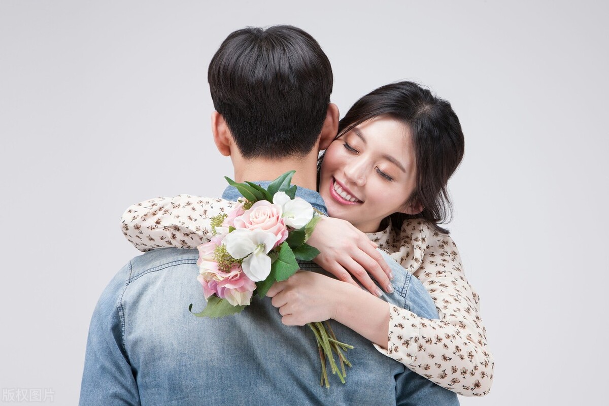 湿热下注阴虚火旺应加以敛阳养阴清化湿热