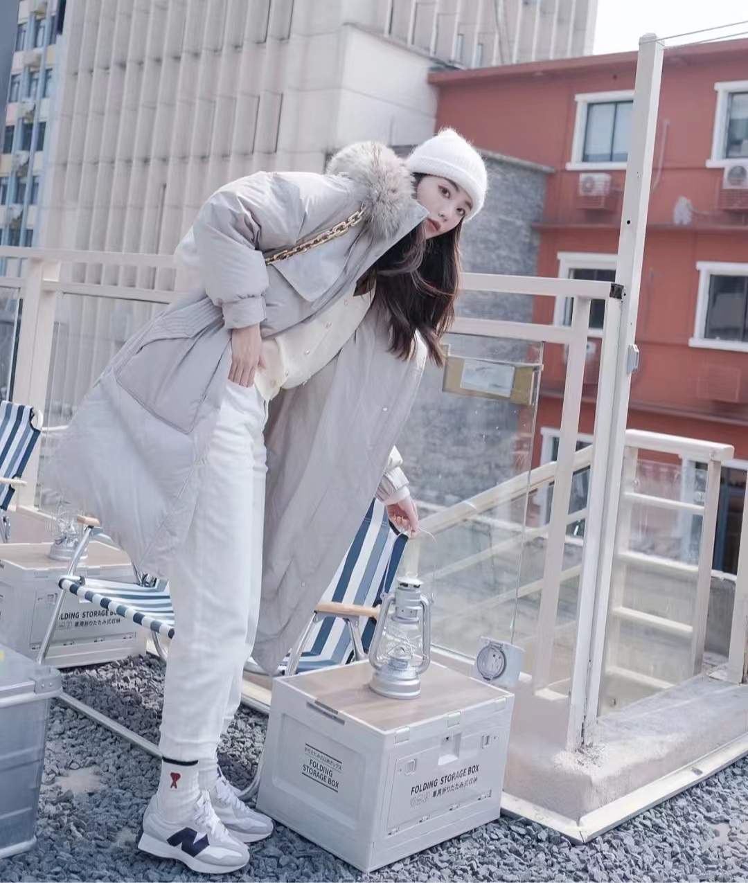 羽绒服搭配什么衣服保暖又好看,羽绒服的穿搭秘籍有哪些