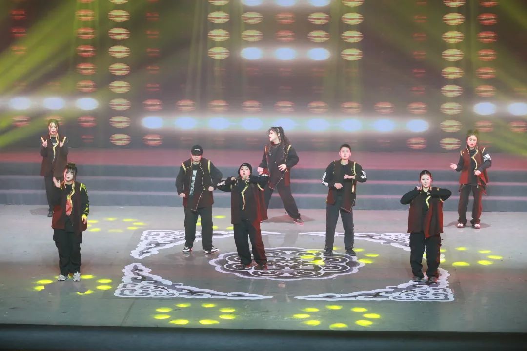 幸福嘉康,幸福嘉绒马尔康