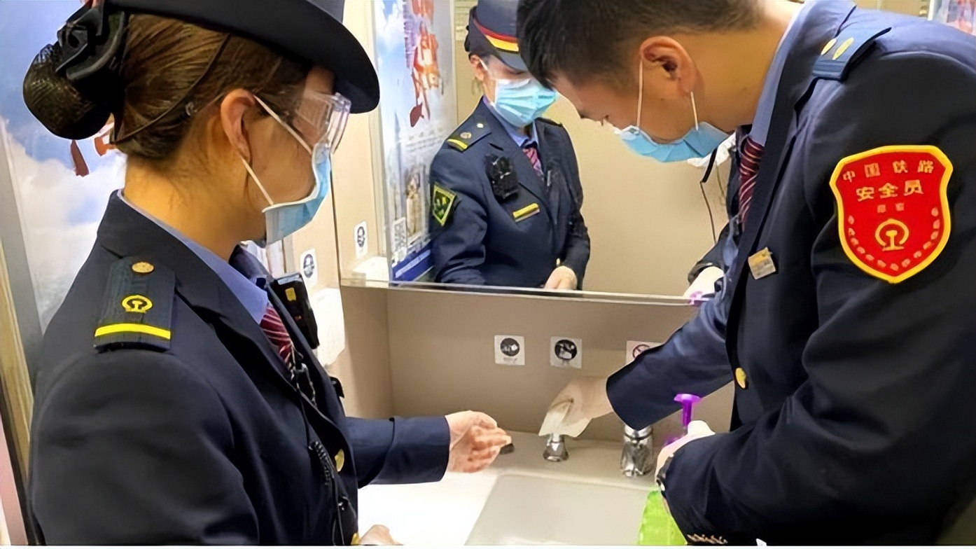 广西北海有通往北京的高铁吗,北京到广西北海有多少公里