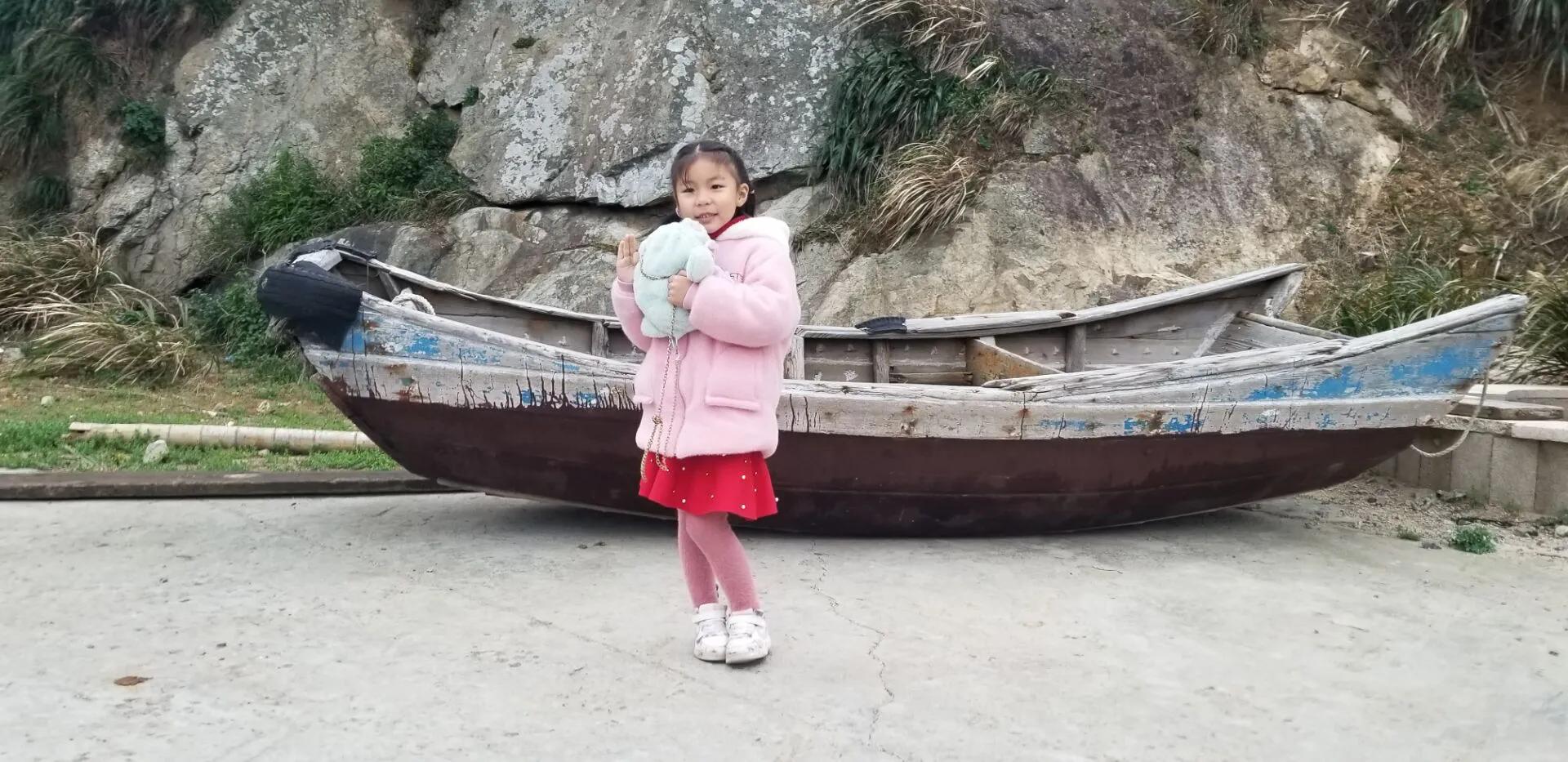 女儿喜欢足球怎么办,女儿加入足球队