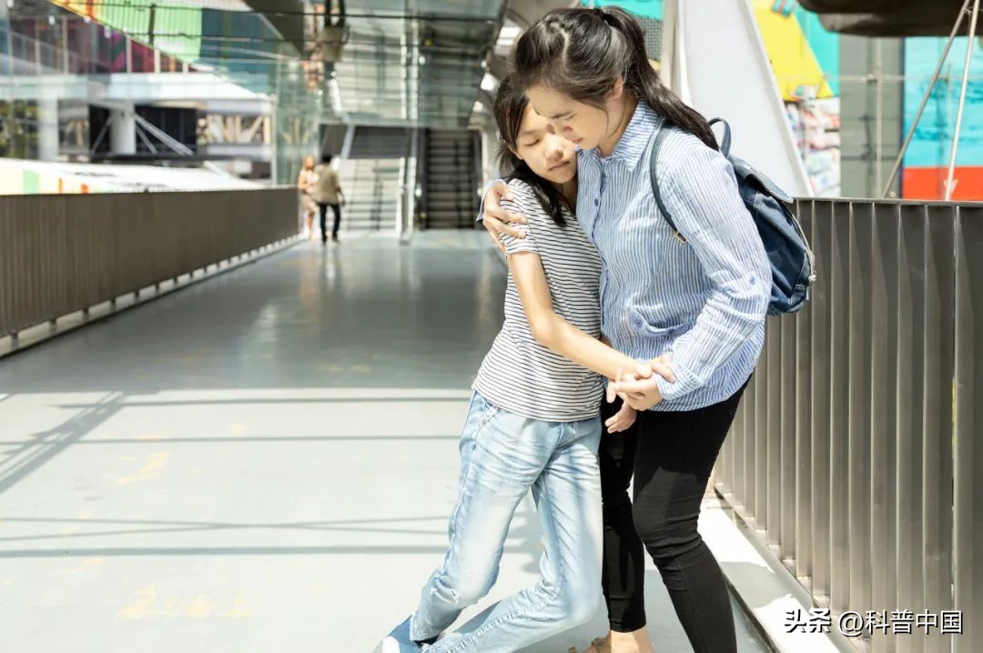 热中暑的处理方法有哪些,热死了怎么缓解