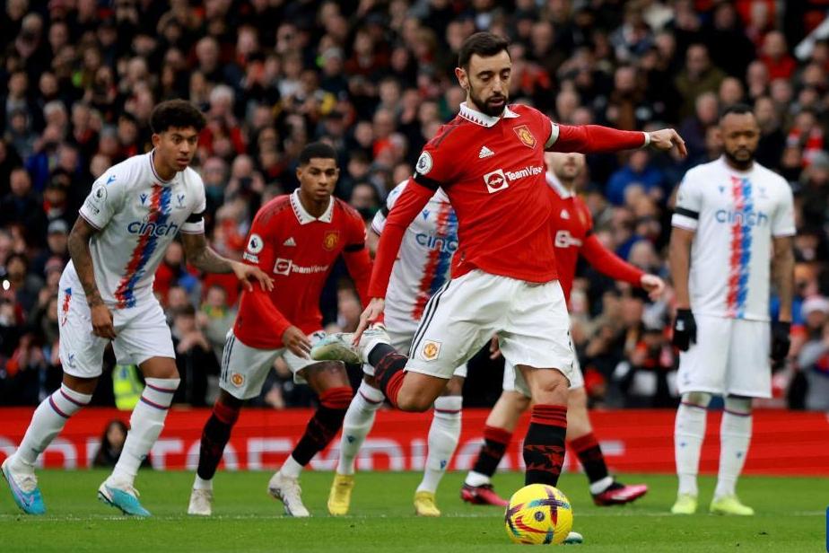 笑不出来！拉师傅传射建功助红魔喜登第三，胖虎红牌停赛添新愁